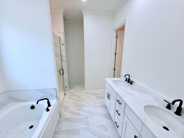 224 Trail Pointe, Scott, LA 70583