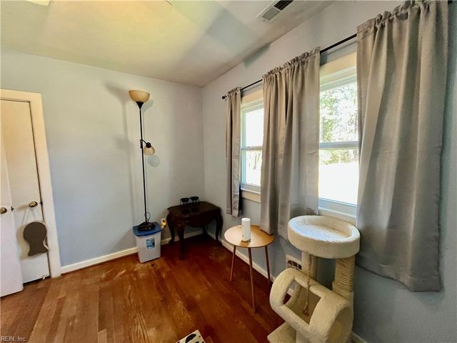 313 Robinhood RD, Franklin, VA 23851