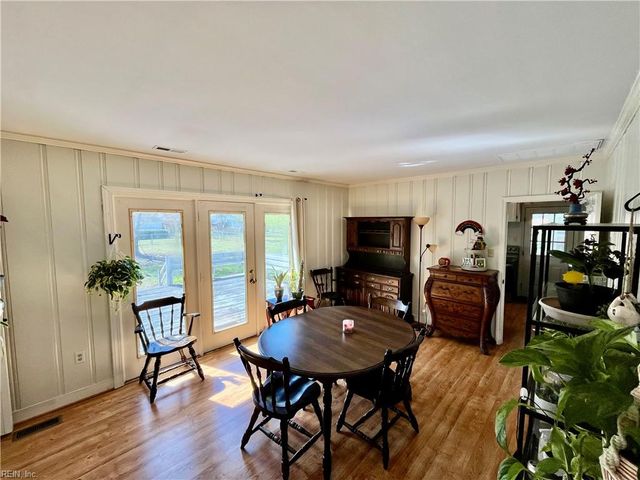 313 Robinhood RD, Franklin, VA 23851