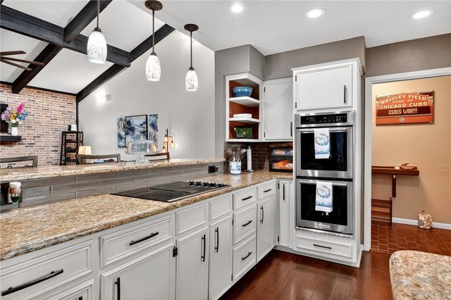 6810 Sahara Dr, Corpus Christi, TX 78412
