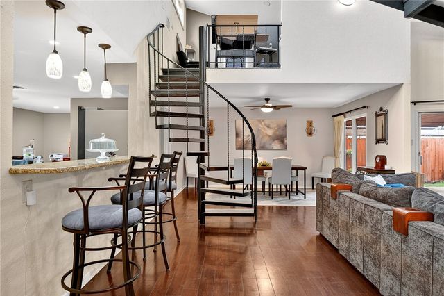 6810 Sahara Dr, Corpus Christi, TX 78412