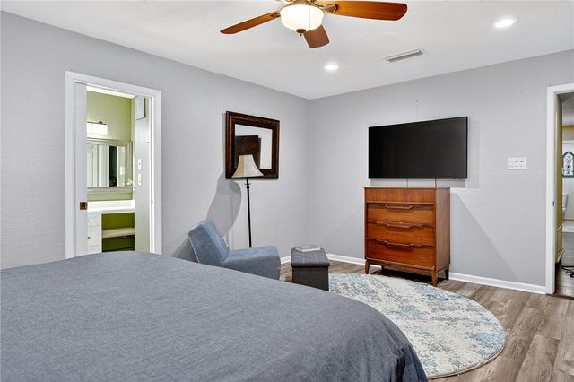 6810 Sahara Dr, Corpus Christi, TX 78412