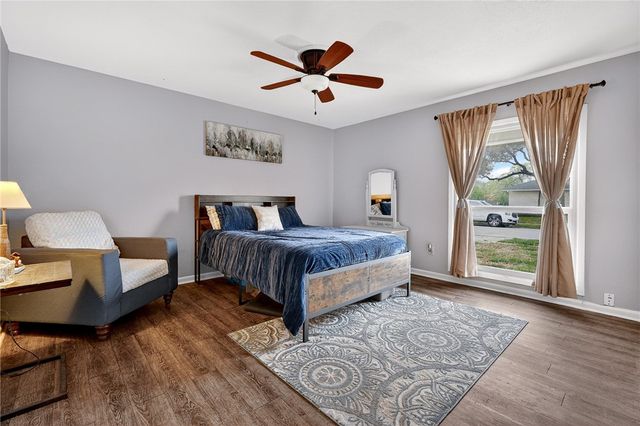6810 Sahara Dr, Corpus Christi, TX 78412