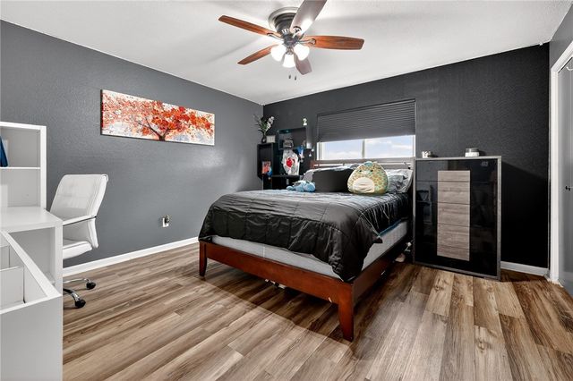 6810 Sahara Dr, Corpus Christi, TX 78412