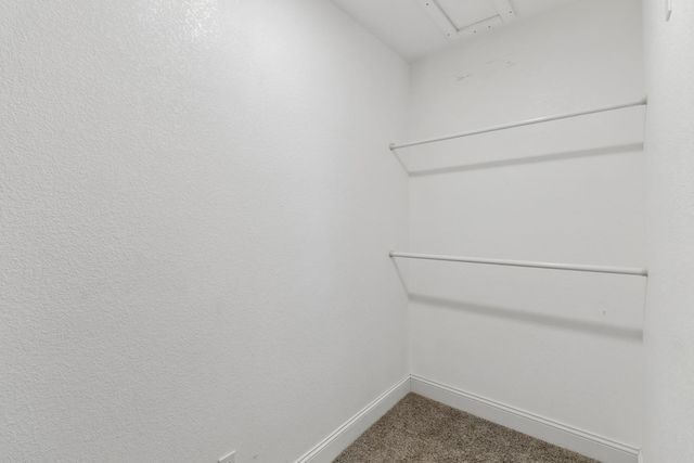 1404 Butterfly Ln, Olivehurst, CA 95961