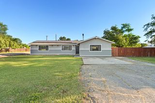 1404 Butterfly Ln, Olivehurst, CA 95961