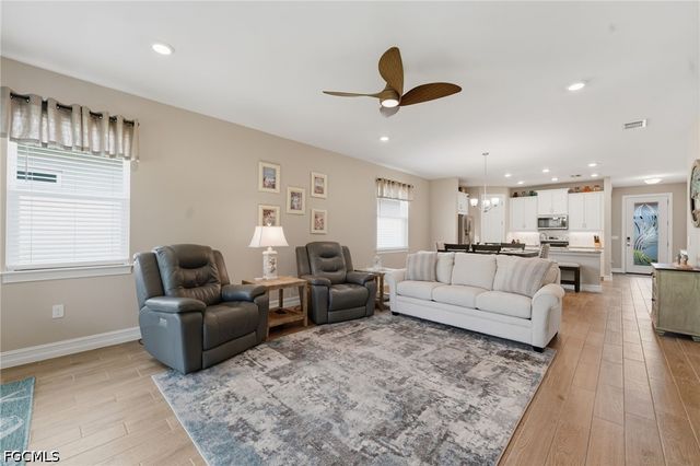 3860 Crosswater DR, North Fort Myers, FL 33917