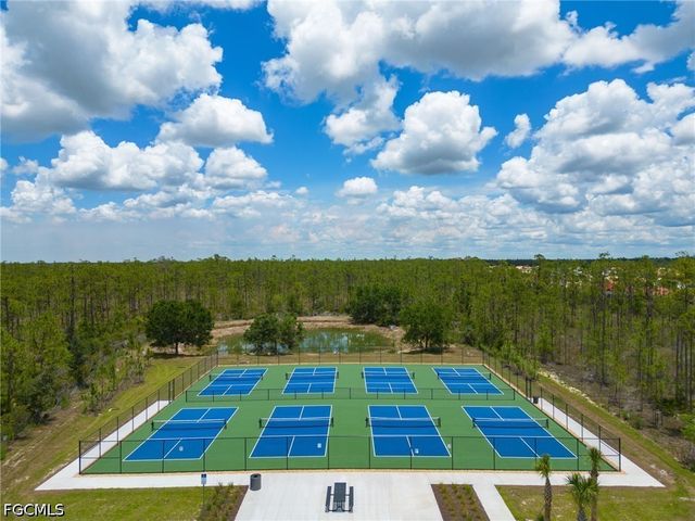 3860 Crosswater DR, North Fort Myers, FL 33917