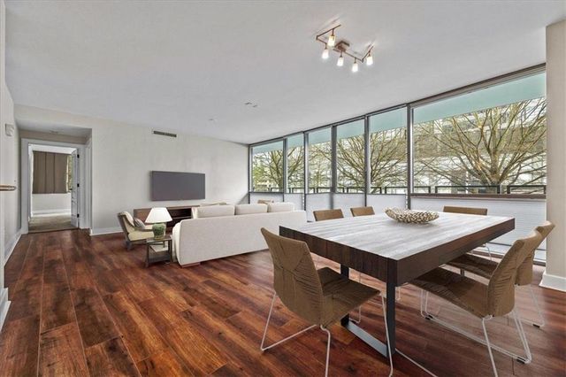 700 Park Regency Place NE 502, Atlanta, GA 30326