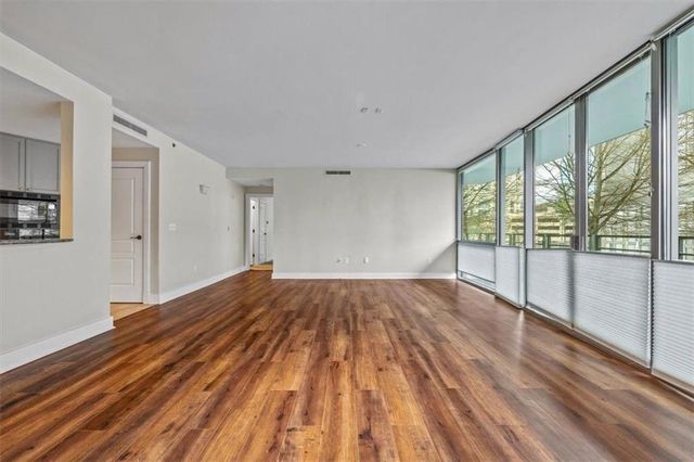 700 Park Regency Place NE 502, Atlanta, GA 30326