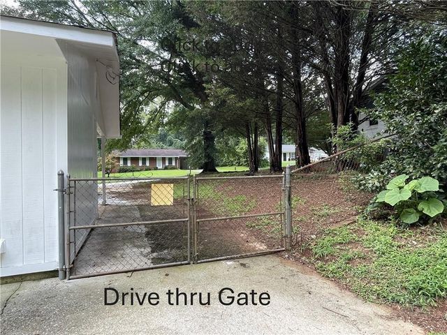 414 Landers Drive, Mableton, GA 30126