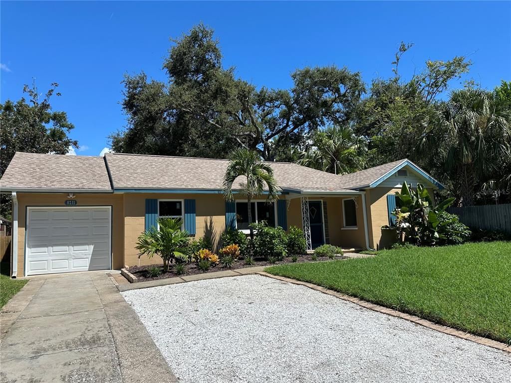 6211 13TH AVENUE S, Gulfport, FL 33707