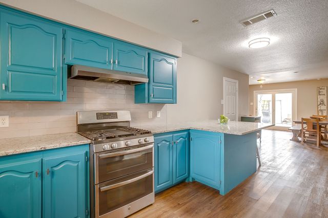 5305 Morley Avenue, Fort Worth, TX 76133