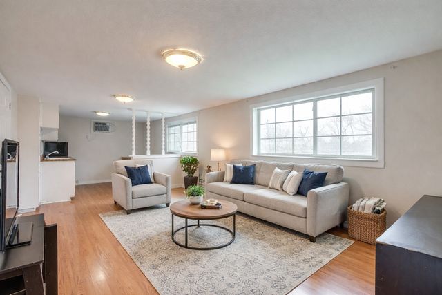 5305 Morley Avenue, Fort Worth, TX 76133