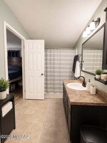 15967 W El Tiro Road, Marana, AZ 85653