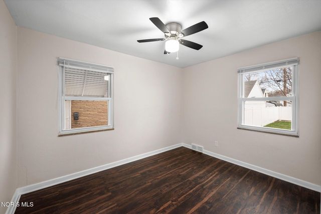 3104 Ravenwood Boulevard, Toledo, OH 43614