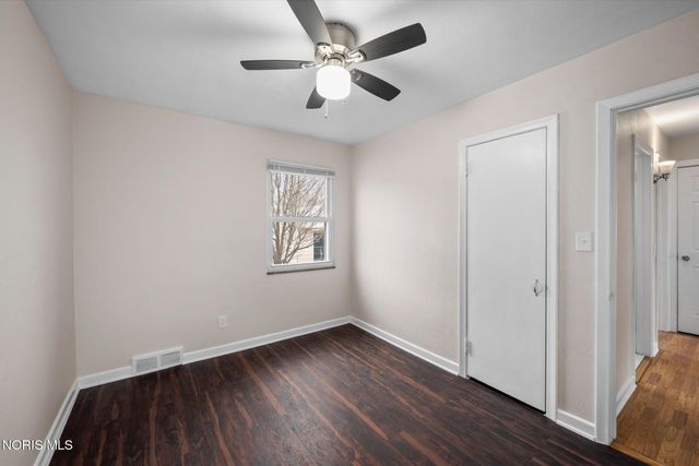 3104 Ravenwood Boulevard, Toledo, OH 43614