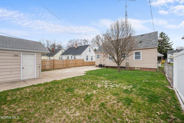 3104 Ravenwood Boulevard, Toledo, OH 43614