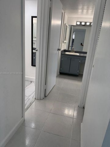 100 Bayview Dr 412, Sunny Isles Beach, FL 33160