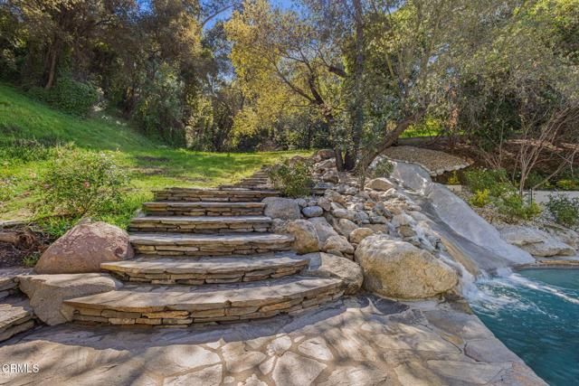 4080 Dover Road, La Canada Flintridge, CA 91011