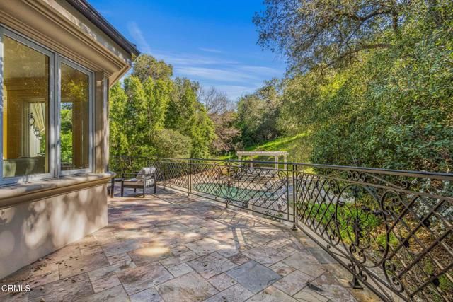 4080 Dover Road, La Canada Flintridge, CA 91011