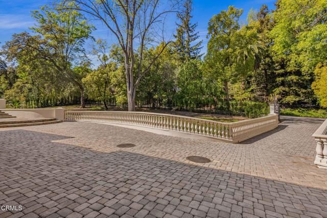 4080 Dover Road, La Canada Flintridge, CA 91011