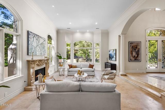 4080 Dover Road, La Canada Flintridge, CA 91011