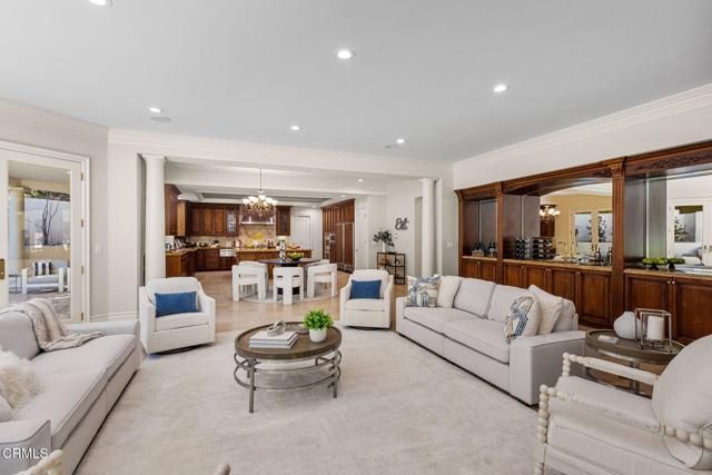 4080 Dover Road, La Canada Flintridge, CA 91011