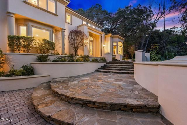 4080 Dover Road, La Canada Flintridge, CA 91011