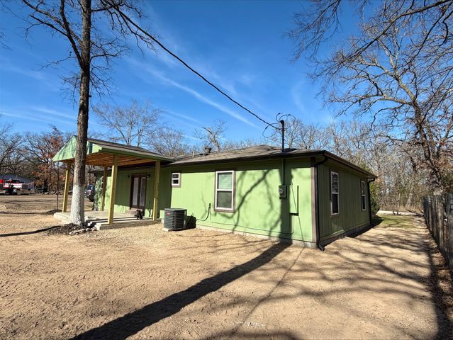 613 WILD VALLEY Drive, West Tawakoni, TX 75474