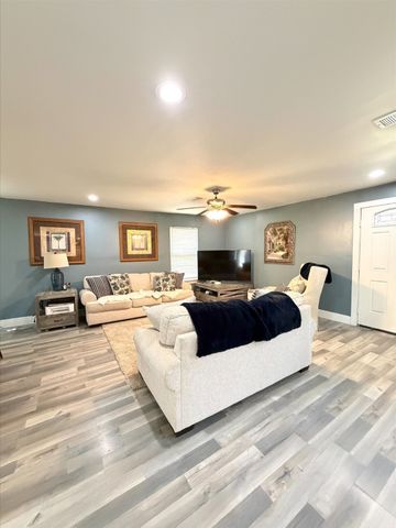 613 WILD VALLEY Drive, West Tawakoni, TX 75474