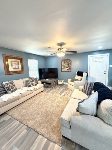 613 WILD VALLEY Drive, West Tawakoni, TX 75474