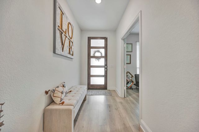 16928 Mirador Way, Justin, TX 76247