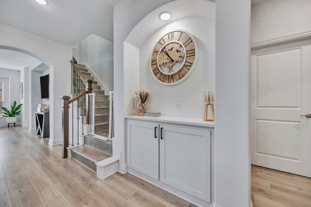 16928 Mirador Way, Justin, TX 76247