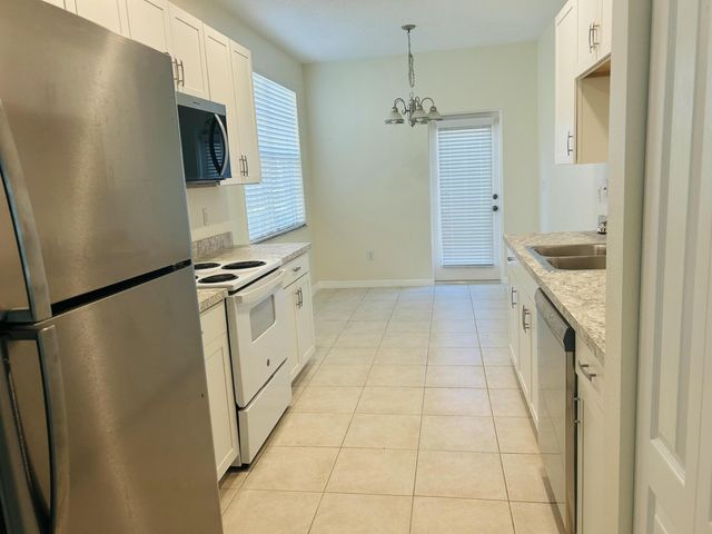 2124 SE Eatonville Drive, Port St. Lucie, Port St Lucie, FL 34952