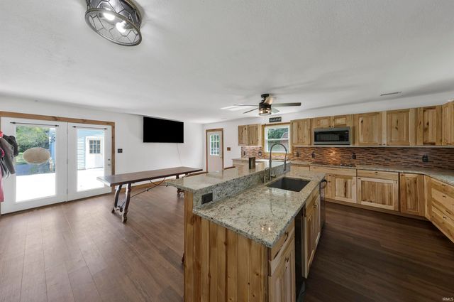 1005 E Ohio Street, Princeton, IN 47670