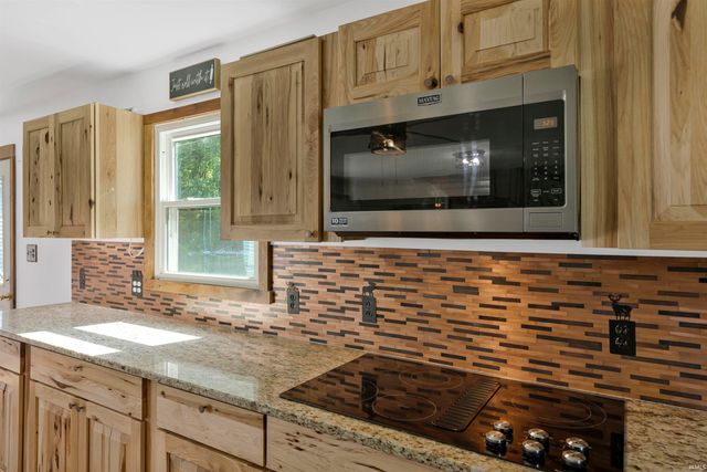 1005 E Ohio Street, Princeton, IN 47670