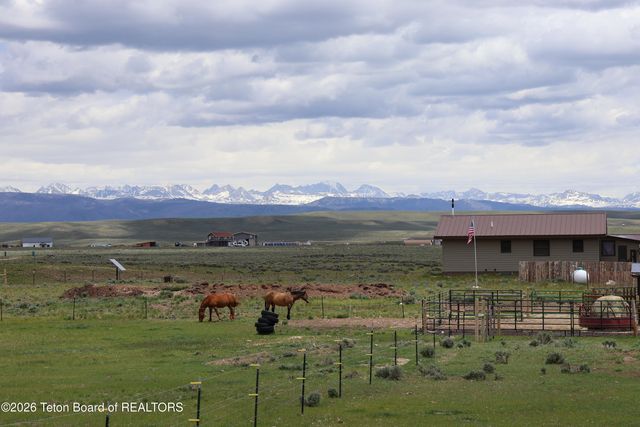 362 SNOWMOBILE Lane, Pinedale, WY 82941 property photo
