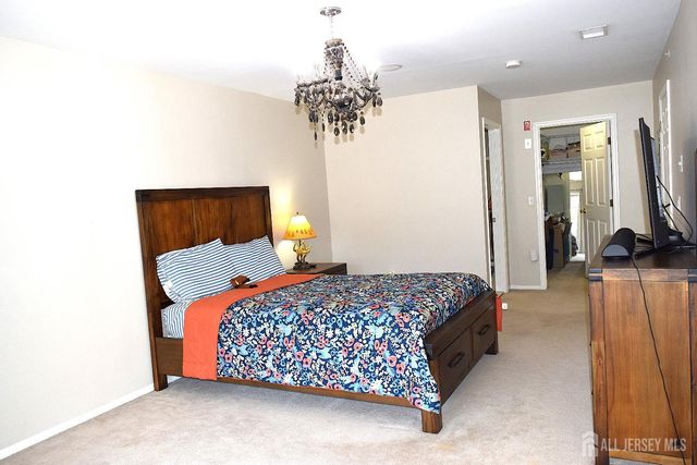 168 Vasser Drive, Piscataway, NJ 08854