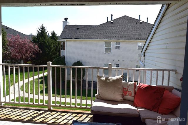 168 Vasser Drive, Piscataway, NJ 08854