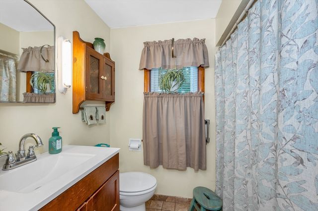 41 Alma Street, Lowell, MA 01854