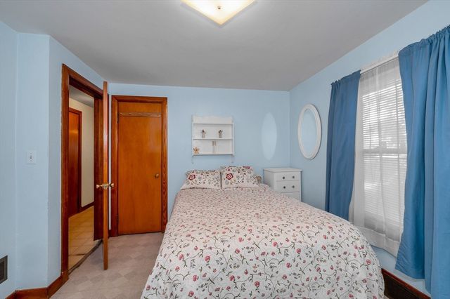 41 Alma Street, Lowell, MA 01854