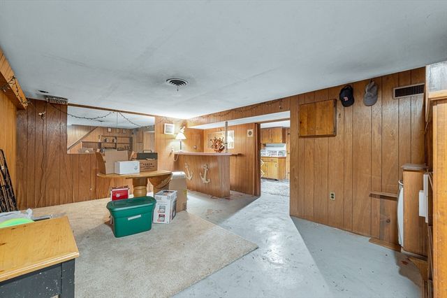 41 Alma Street, Lowell, MA 01854