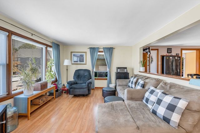 41 Alma Street, Lowell, MA 01854
