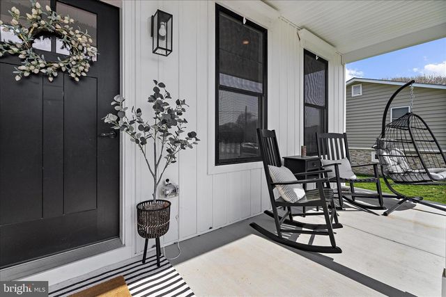 122 N LAKE DR, Stevensville, MD 21666