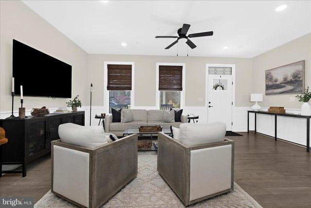 122 N LAKE DR, Stevensville, MD 21666