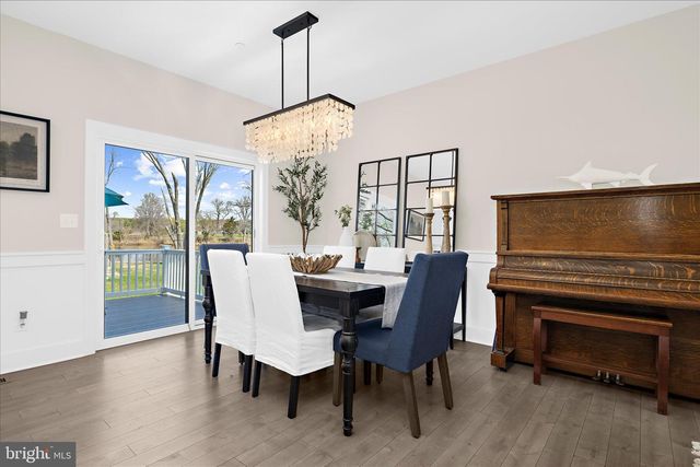 122 N LAKE DR, Stevensville, MD 21666