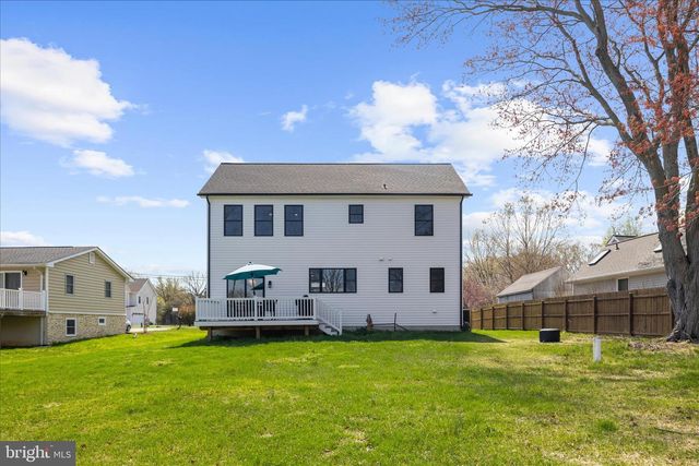 122 N LAKE DR, Stevensville, MD 21666