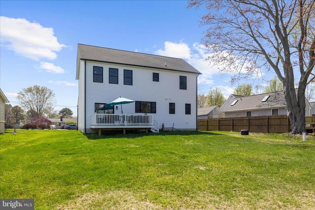 122 N LAKE DR, Stevensville, MD 21666