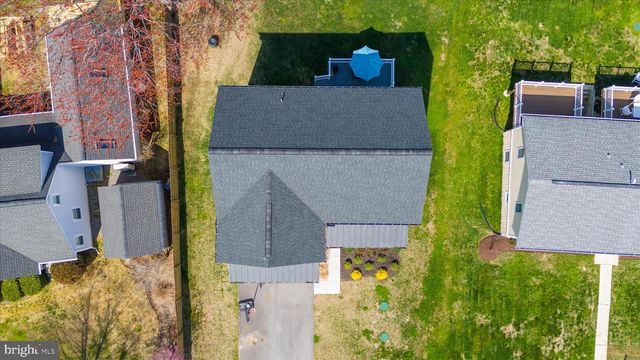 122 N LAKE DR, Stevensville, MD 21666